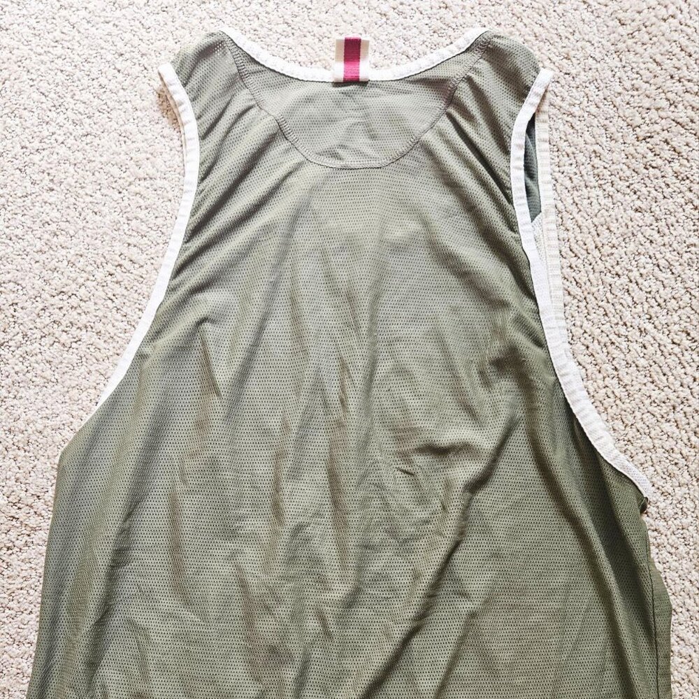 Tracksmith Van Cortland Running Trail Climbing Tanktop Singlet M - Picture 3 of 3